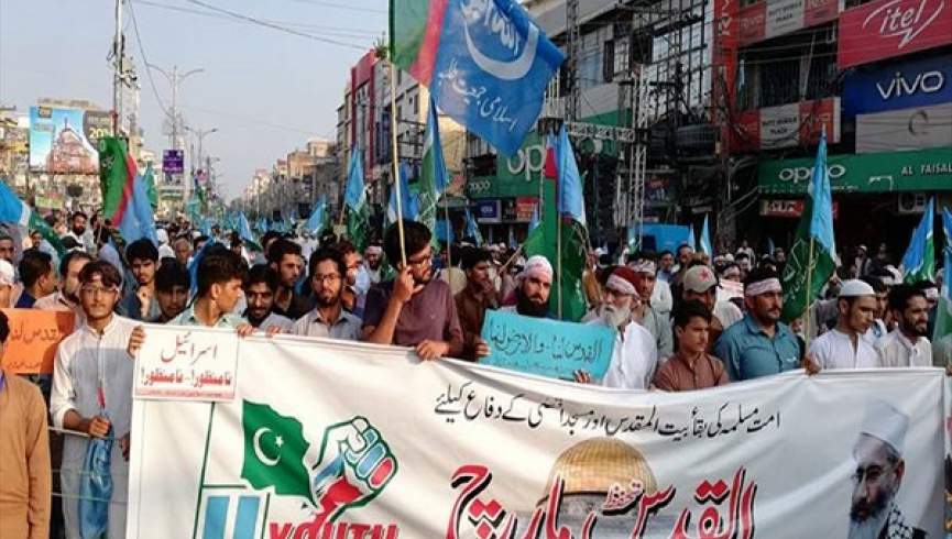 هزاران پاکستانی علیه امارات تظاهرات کردند