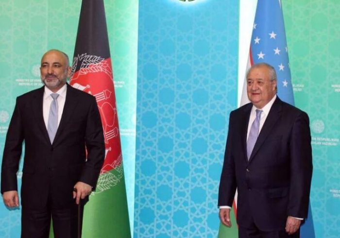 افغانستان و ازبیکستان روی امضای قرارداد انتقال برق توافق کردند