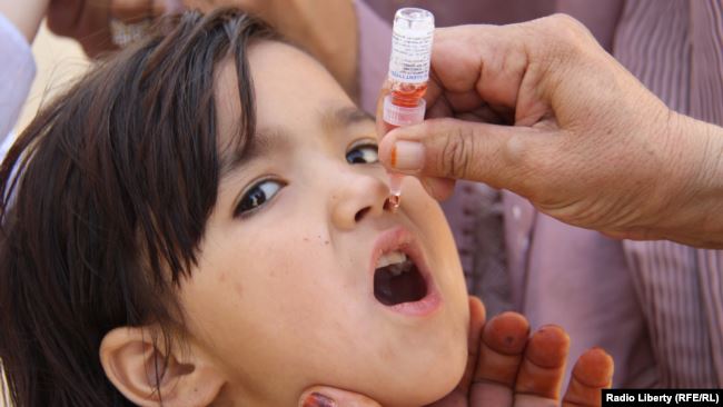 کمپاین تطبیق واکسین ضد پولیو در ۲۰ ولایت افغانستان امروز آغاز شد