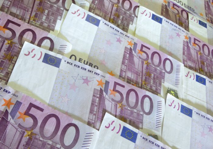 بازداشت یک عضو مجلس نمایندگان به اتهام قاچاق ۲۰۰ هزار یورو