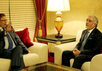 دیدار عبدالله با نمایندگان ویژه پاکستان، ناروی، ازبیکستان و آلمان در قطر
