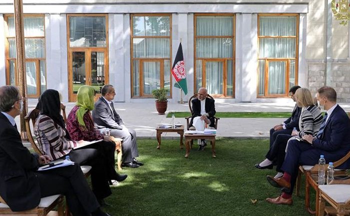 دیدار اشرف غنی با نماینده و سفیران ویژه ملل متحد و سفیران اتحادیه اروپا و بریتانیا