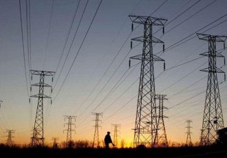 کاهش ۵۰ درصدی برق وارداتی ازبکستان؛ کمبود برق در کابل و ولایات
