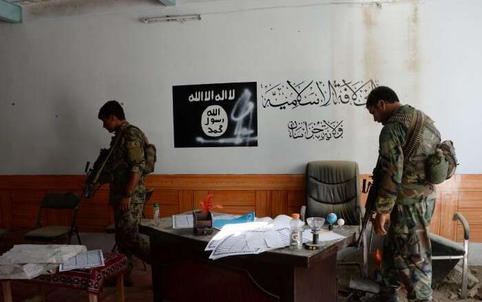 سه عضو داعش به‌شمول انتقال‌دهنده مواد انفجاری این گروه در ننگرهار بازداشت شدند