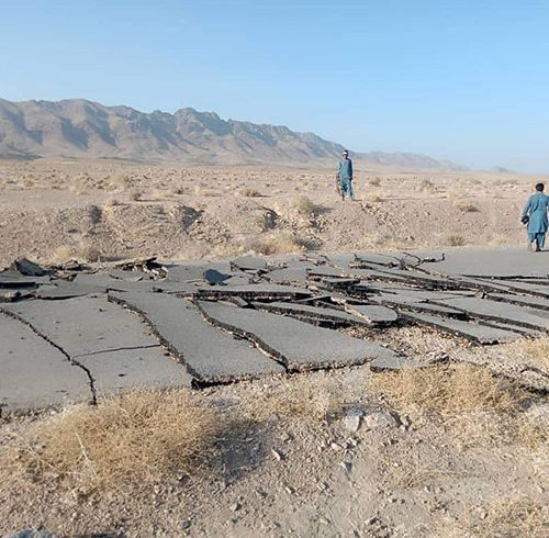 مقامات محلی: طالبان بار دیگر دو جاده را در قندهار تخریب کردند