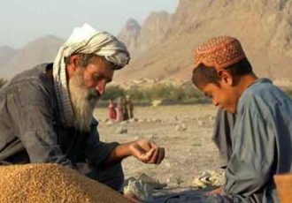 هشدار سازمان ملل درباره خطر بروز قحطی ناشی از کرونا در افغانستان و جهان