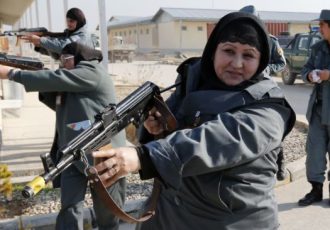 طی سه سال آینده شمار پولیس زن در افغانستان به ۱۰ هزار تن خواهد رسید