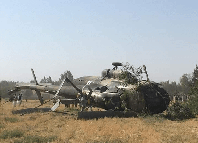 طالبان: دو هلیکوپتر ارتش را ساقط کردیم