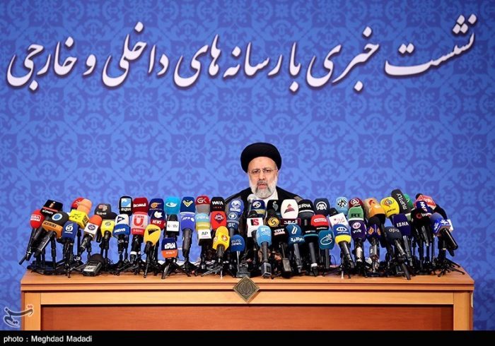 رییس‌جمهوری اسلامی ایران:«مسایل موشکی و منطقه‌یی قابل مذاکره نیست»