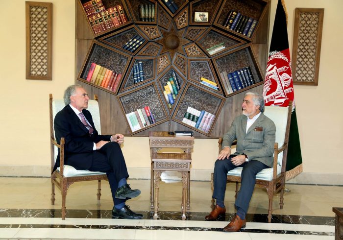 نماینده ویژه‌ی دبیرکل سازمان ملل: حل مشکل افغانستان از راه مسالمت‌آمیز ممکن است