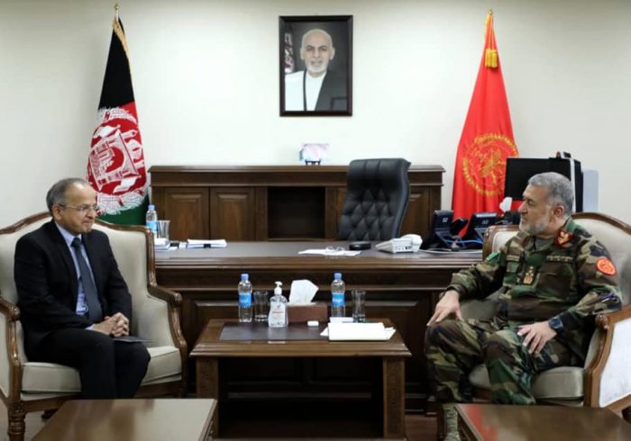 دهلی جدید، نیروهای امنیتی و دفاعی افغانستان را کمک می‌کند