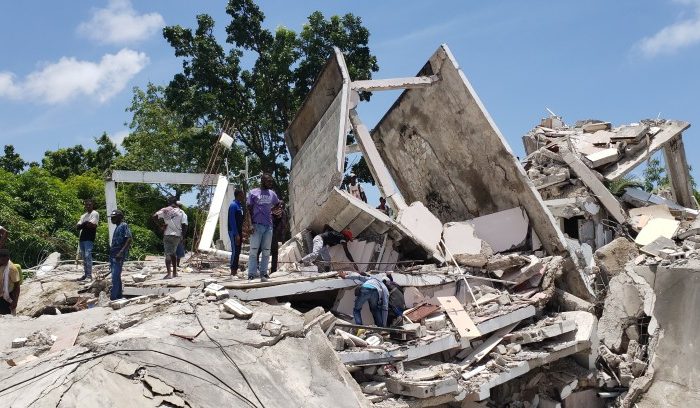 افزایش شمار قربانیان زلزله در هایتی به حدود یک هزار و سه‌ صد نفر