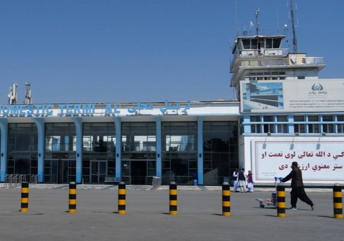 هیات مشترک ترکی وقطری جهت مذاکره باطالبان برای مدریت میدان های هوایی کشور به کابل رسید