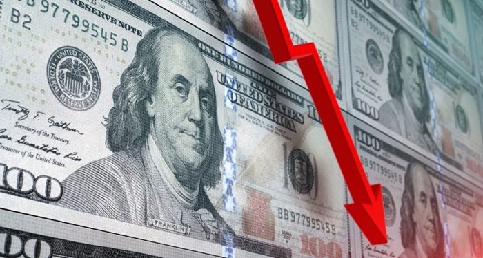 هشدار صندوق بین‌المللی پول درباره تاثیر تحریم‌های روسیه بر تضعیف سلطه دلار