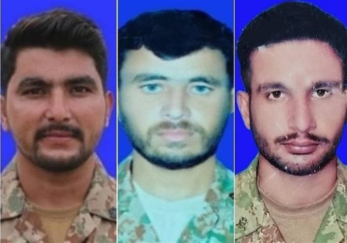 ارتش پاکستان: ۳ نظامی در حمله تروریست‌ها از خاک افغانستان کشته شدند