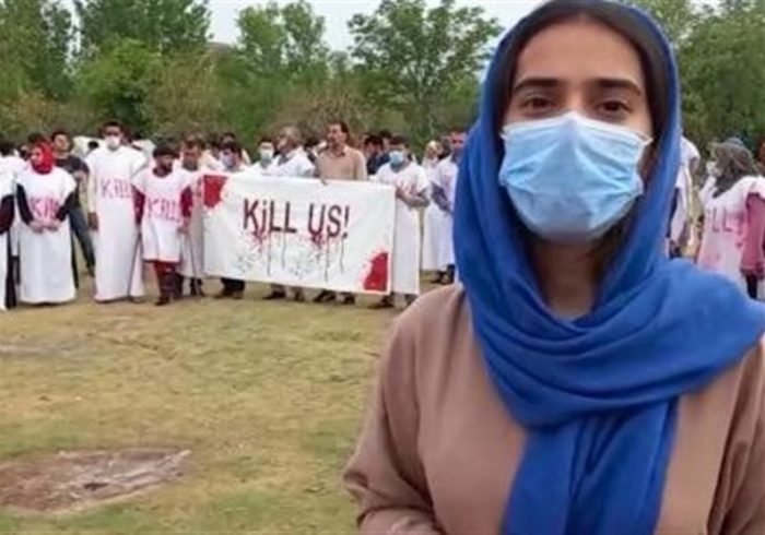 هموطنان مهاجر معترض در پاکستان «کفن» پوشیدند