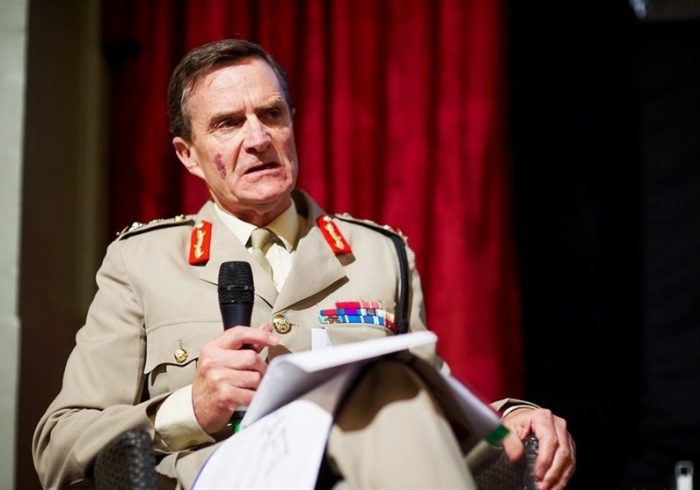 ژنرال انگلیسی: دولت انگلیس باید عمیقا شرمنده افغانستانی‌ها باشد