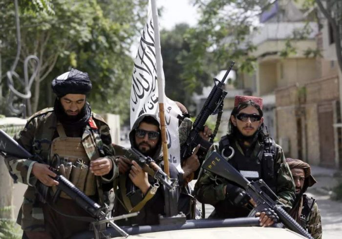 انتقال ۲۷ جسد جنگجویان گروه طالبان به درمانگاه ۴۰۰ بستر