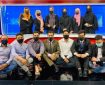 گویندگان مرد شبکه های تلویزیونی افغانستان برای همبستگی با همکاران زن‌‌ خود ماسک زدند