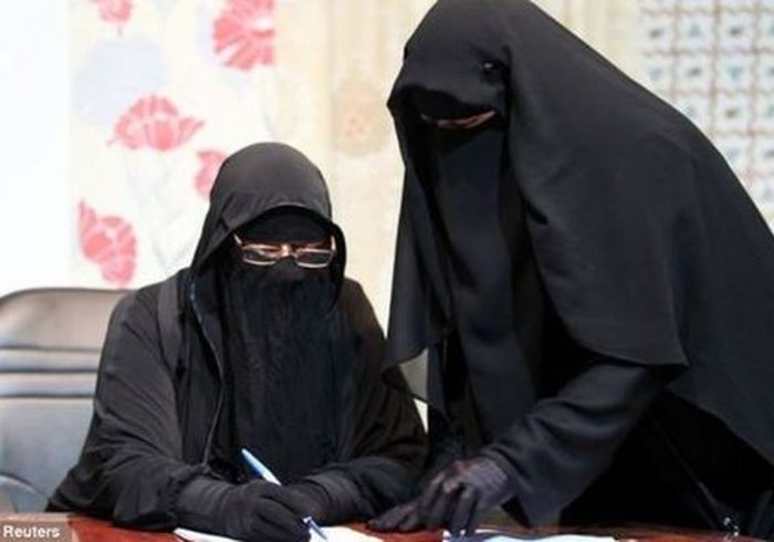 رعایت اجباری کارمندان زن سازمان ملل در کابل به پوشیدن حجاب