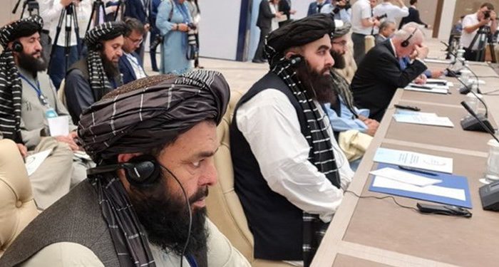 مولوی امیر خان متقی: واشنگتن منابع مالی افغانستان  را بدون هیچ قید و شرطی آزاد کرده و تحریم ها را بردارد