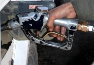 هشدار امارت اسلامی به عاملان ایجاد بحران مواد سوختی در افغانستان
