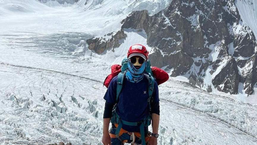 جسد علی اکبر سخی کوهنورد افغان هنوز پایین آورده نشده است.
