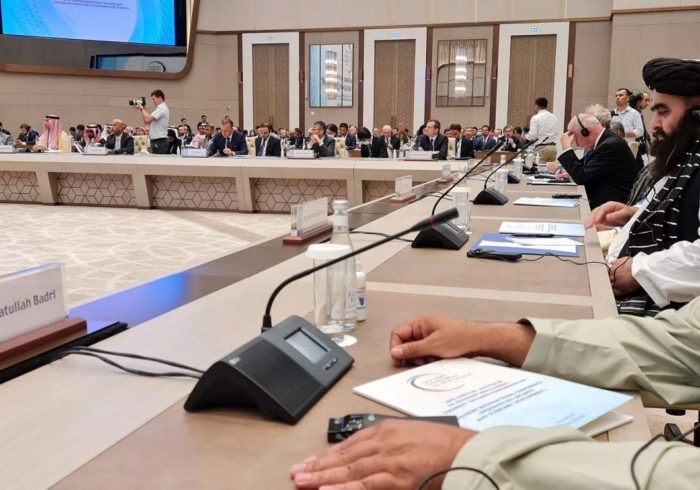 آغاز نشست تاشکند؛ رئیس جمهور ازبکستان: جامعه جهانی باید از انزوای افغانستان جلوگیری کند
