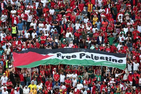 جام جهانی قطر و حمایت تماشاگران تونسی از فلسطین