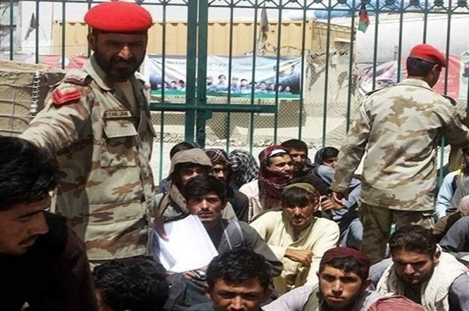 طالبان رفتار خشونت‌آمیز پولیس پاکستان با مهاجرین افغانستانی را محکوم کرد