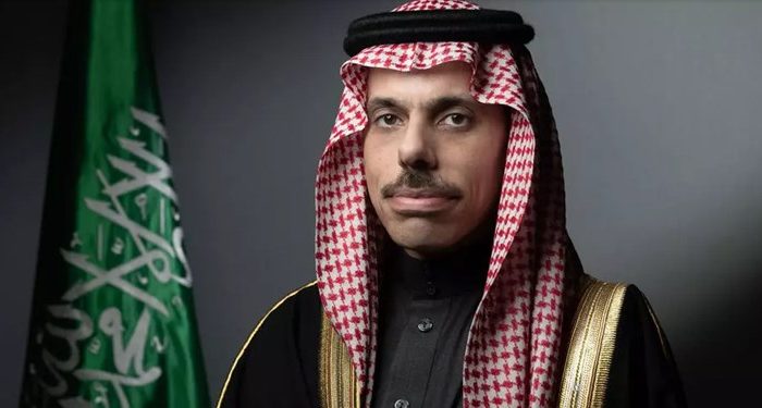 وزیر خارجه سعودی: به دراز کردن دستمان به سوی ایران ادامه می‌دهیم