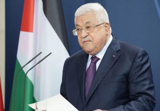 رئیس دولت فلسطین: باید برای شکست دولت جدید اسرائیل تلاش کنیم