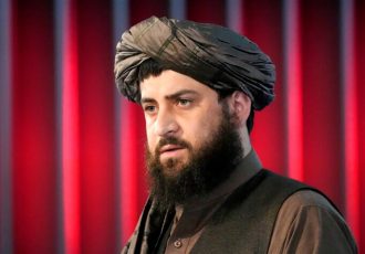 دیدار سرپرست وزارت دفاع گروه طالبان با نماینده ویژه امریکا در امور افغانستان