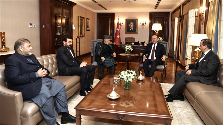 دیدار کرزی با وزیر خارجه ترکیه
