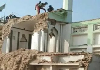 تخریب مسجد ۵۰۰ ساله در هند به بهانه تعریض خیابان