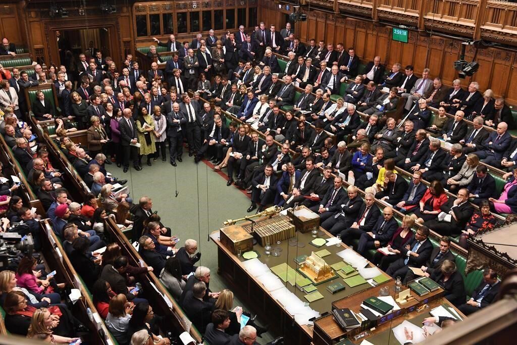 تاکید پارلمان بریتانیا بر ادامه کمک‌های بشردوستانه به افغانستان