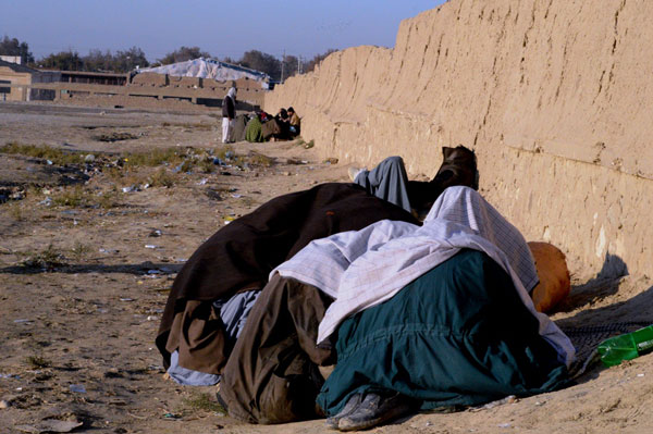 طالبان: ۸۰ هزار معتاد مواد مخدر را جمع کردیم