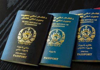 روند توزیع گذرنامه در افغانستان از سر گرفته می‌شود