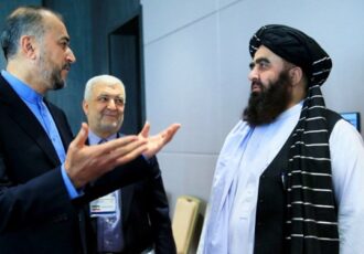 دیدار امیرخان متقی با وزیر خارجه ایران در سمرقند