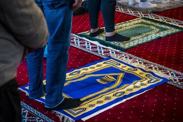 شکایت مسلمانان از رفتار اسلام‌هراسانه مجلس هلند