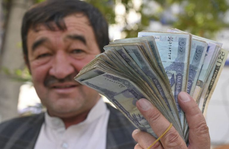 پول افغانی از پول کشورهای منطقه با ثبات‌تر بوده است