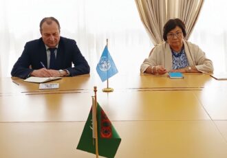افغانستان محور گفتگوی رییس هیأت معاونت یوناما با وزیر خارجه ترکمنستان