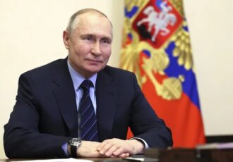 پوتین در مراسم رژه پیروزی: روسیه می خواهد آینده ای صلح آمیز و با ثبات را ببیند