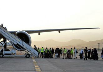 وزارت ترانسپورت: روزانه ۲۰ پرواز بین‌المللی از افغانستان انجام می‌شود