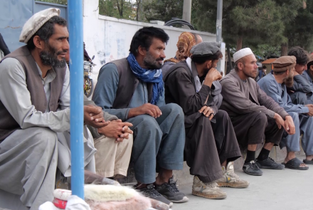 نگرانی کمیته بین‌المللی صلیب سرخ از فقر و بی‌کاری در افغانستان