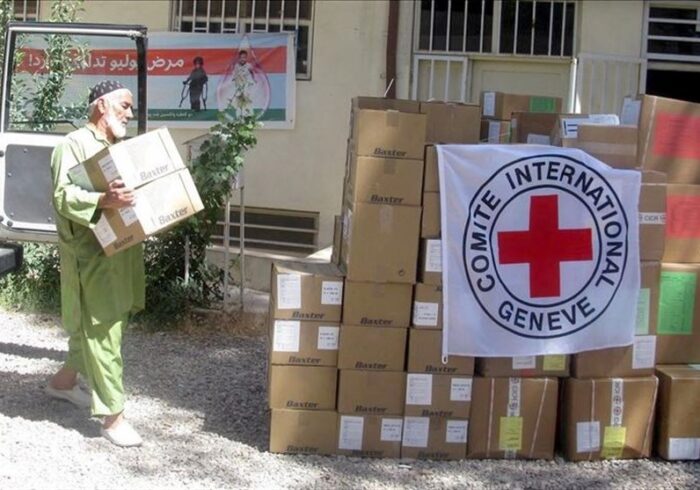 کمیته صلیب سرخ: نهادهای کمک‌رسان به افغانستان برگردند