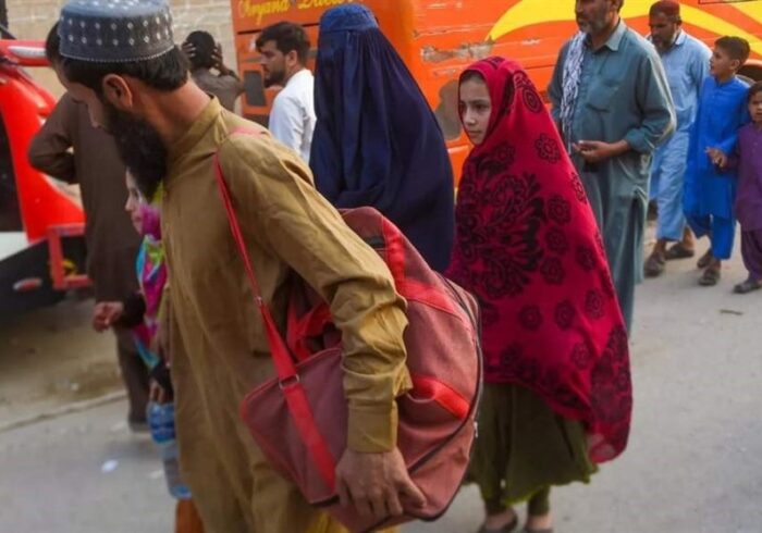 پاکستان مراکز مرزی بیشتری را برای تسریع بازگشت افغان‌ها باز کرد