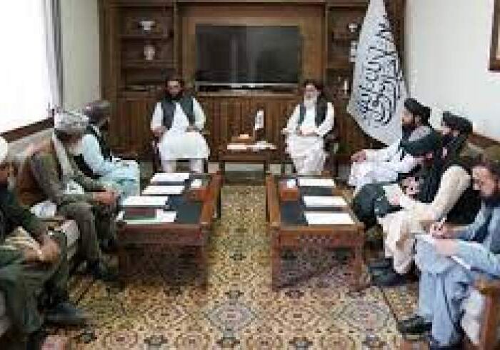 رئیس دفتر ریاست الوزرای گروه طالبان با علمای اهل سنت ایران دیدار کرد