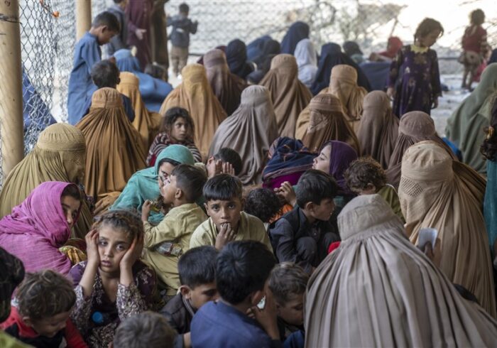 برنامه جهانی غذا: هزاران خانواده پناهجوی افغان دست خالی از پاکستان اخراج شده‌اند