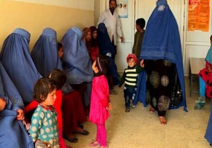 تحقیق تازه؛ تسلط طالبان چالش دسترسی زنان به خدمات صحی را تشدید کرده‌است